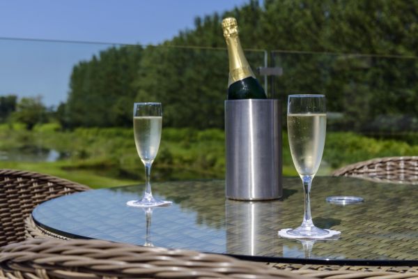 balcony prosecco