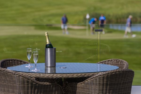 balcony prosecco golf 2